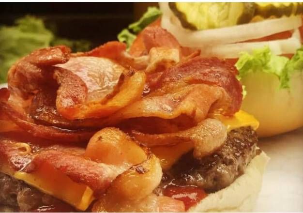 Bacon Cheddar Burger