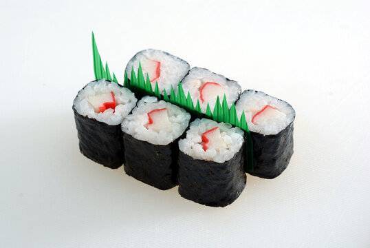 Hosomaki kani kama