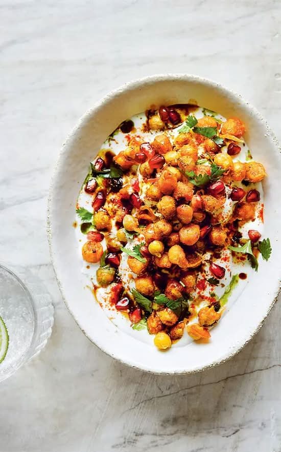 Aloo Tikki with Chana Chaat (2 pcs)