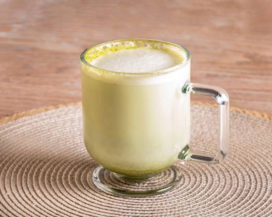 Iced Matcha Latte 16 Oz