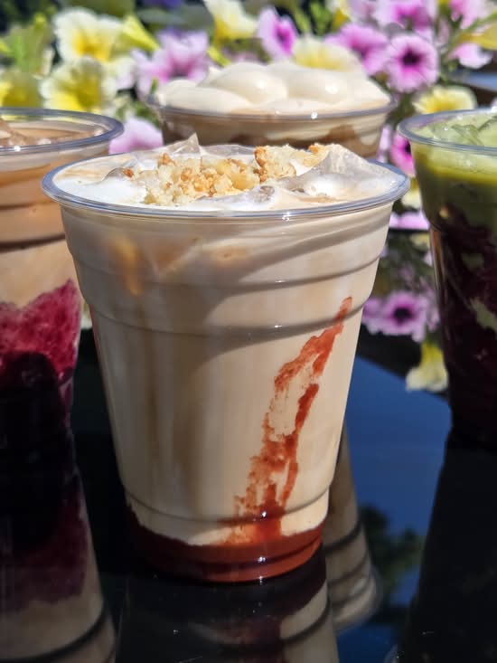 Iced Strawberry Shortcake Latte