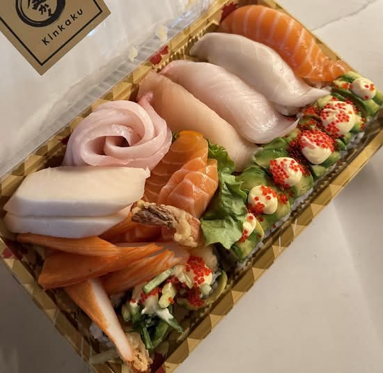 Sushi and Sashimi Deluxe