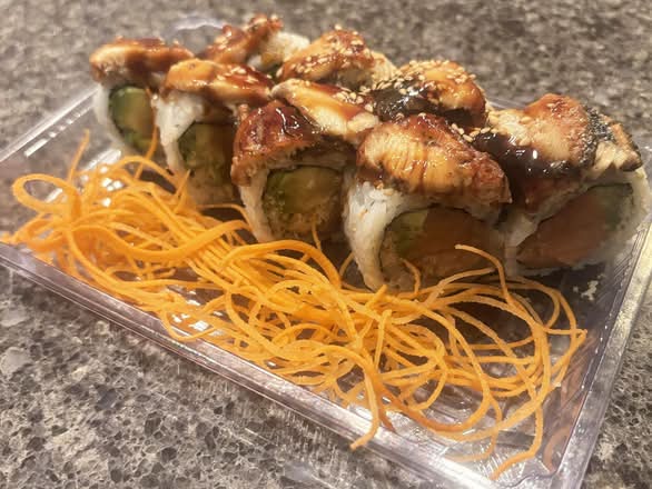 Black Dragon Roll (8 pcs)