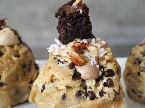 Cookie Dough Scoop - German Chocolate