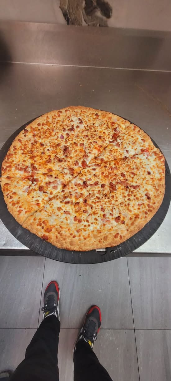 Bacon Double Cheeseburger Pizza