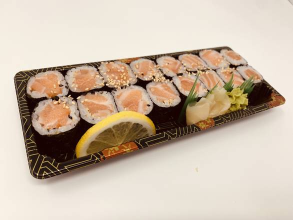 Salmon Roll (16 pcs)