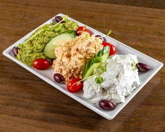 Pikilia dips +2 pita bread
