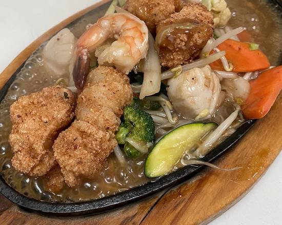 Sizzlings aux Fruits de Mer / Sizzlings with Seafood