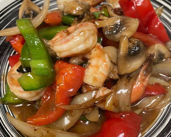 Crevettes aux Poivrons et Piments Forts / Shrimps with Peppers and Hot Peppers