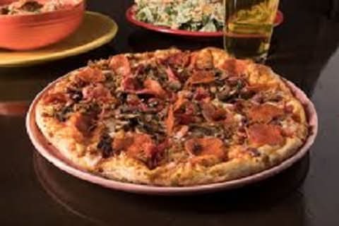 Meatza ( meat lover)