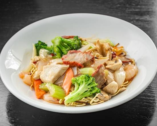Chinese Style Canton Chow Mein