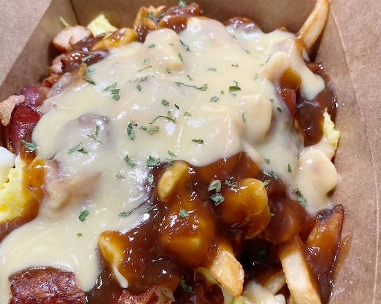 Breakfast Poutine