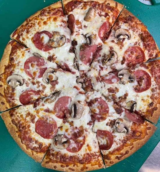 Canadian Pizza
