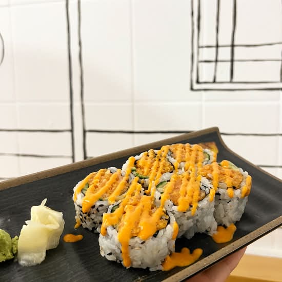Spicy Salmon Maki