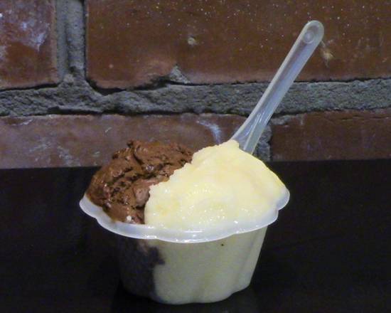 Gélato Chocolat Noir et Cheesecake / Dark Chocolate and Cheesecake Gelato