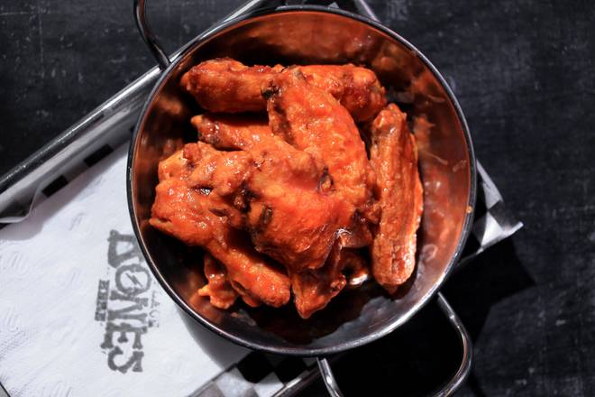 CHICKEN WINGS