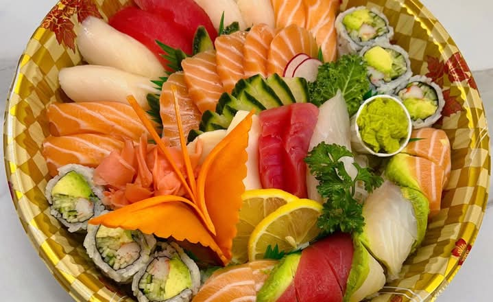 Sushi, Sashimi & Maki (Small-35pcs)