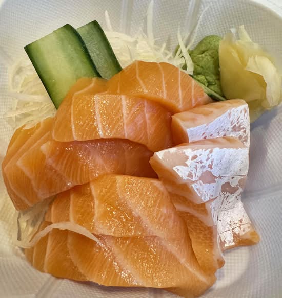 Salmon Sashimi (5pcs)