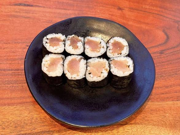 White tuna maki/ Rouleaux de thon blanc epice ( 8 mcx)