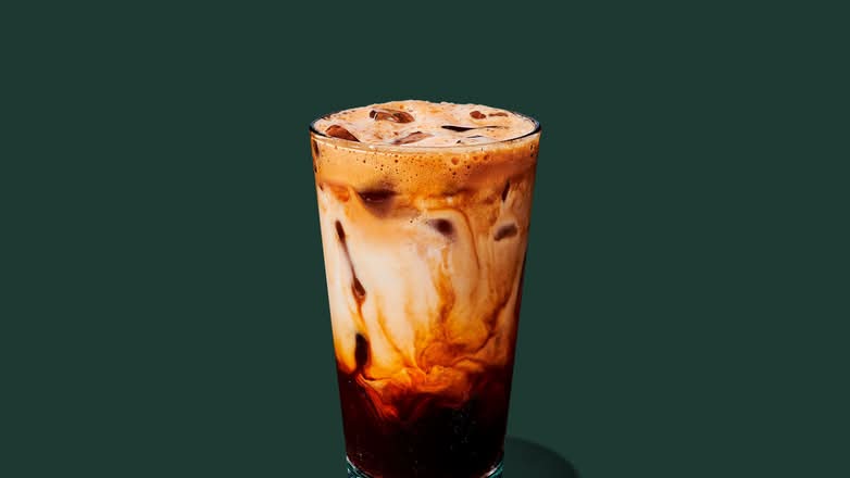 Espresso glacé secoué cassonade et boisson à l’avoine