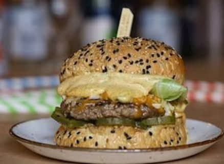 Hamburger l'Esti d'Bon Mac / The Good Mac Burger