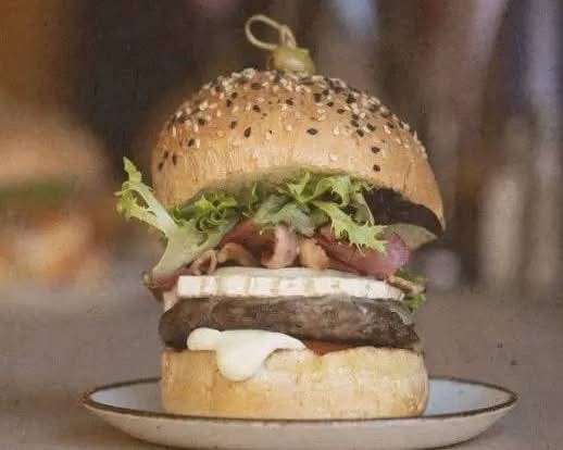 Hamburger Le Bêêêrger / Le Bêêrger Burger