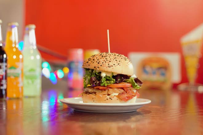 Hamburger Bacon Cheezz