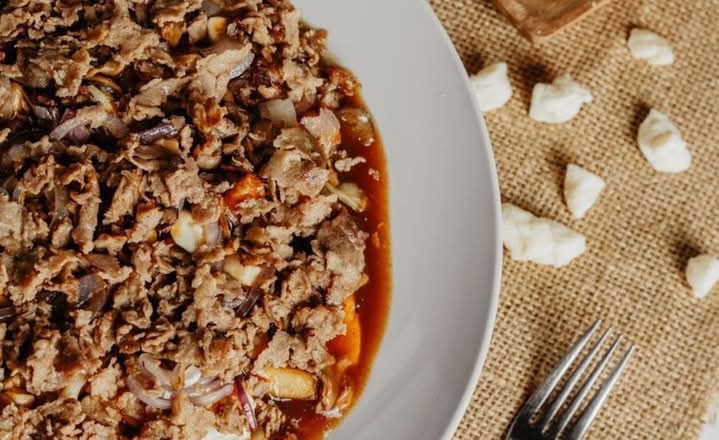 Petite Poutine Philly Steak / Small Philly Steak Poutine