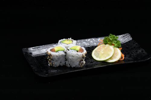 Hoso Maki Saumon Avocat / Salmon Avocado Hoso Maki