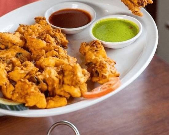 Vegetable Pakora (6 Pc)