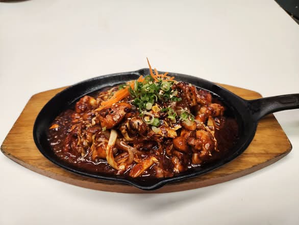 Teppan Spicy Chicken