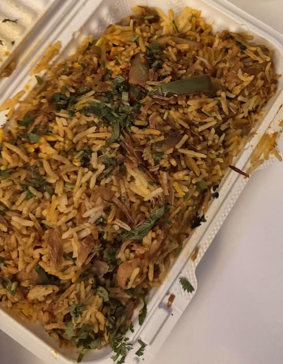 Chicken Biryani (with Raita)