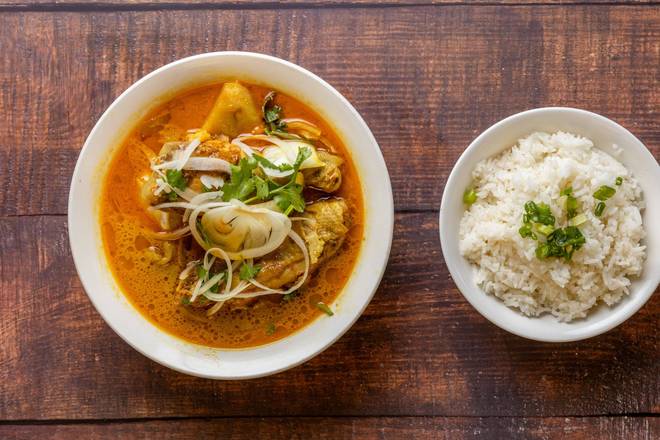 35. Curry Chicken Vermicelli/ Bun Ca Ri Ga