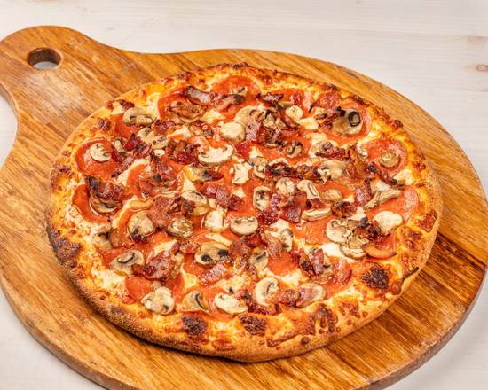 Large Canadian Pizza
