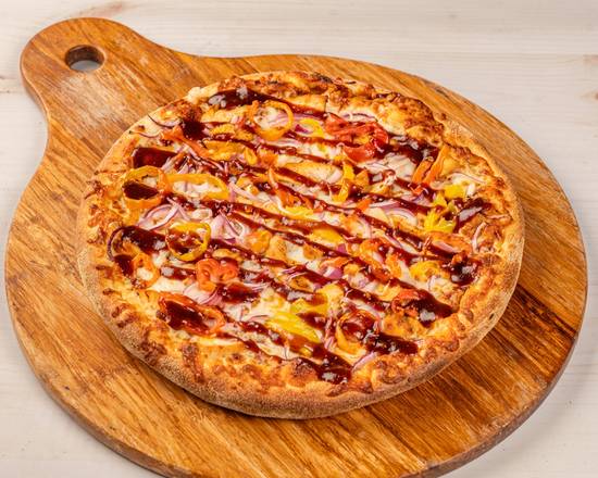 Large Spicy BBQ Chicken Pizza