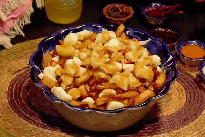 Poutine régulière / Regular Poutine