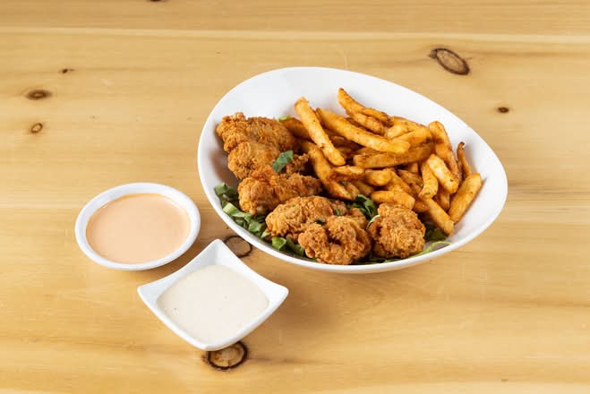 Chicken wings and French Fries Bowl