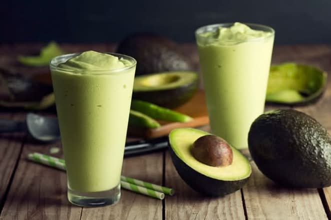 F4 Vietnamese Style Avocado Milkshake