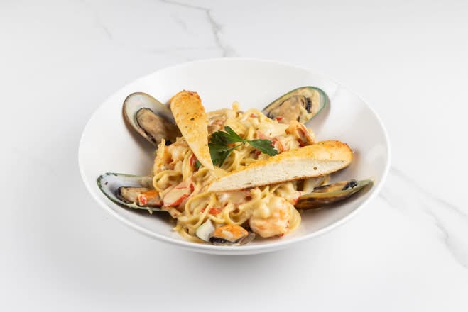 Seafood Linguine Pasta