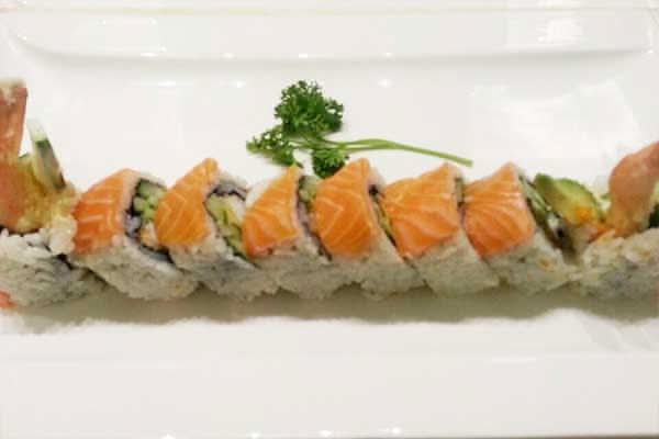 Red Dragon Roll (8 pcs)