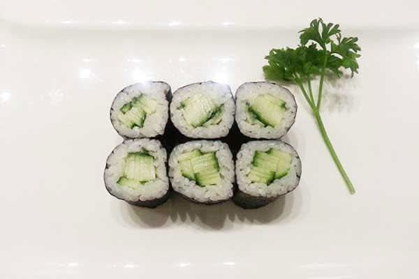 Cucumber Roll (6 pcs)