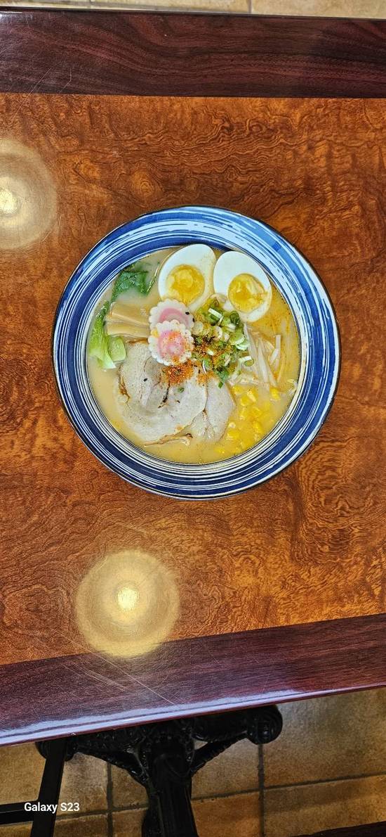 B1. Tonkotsu Ramen