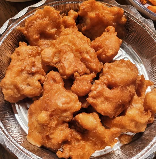 48. Filet de poisson frit avec mayonnaise / Deep Fried Fish Fillet with Mayonnaise 酥炸魚柳 +珊汁