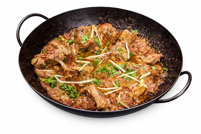 Lahori lamb karahi 1 kg with 3 naans