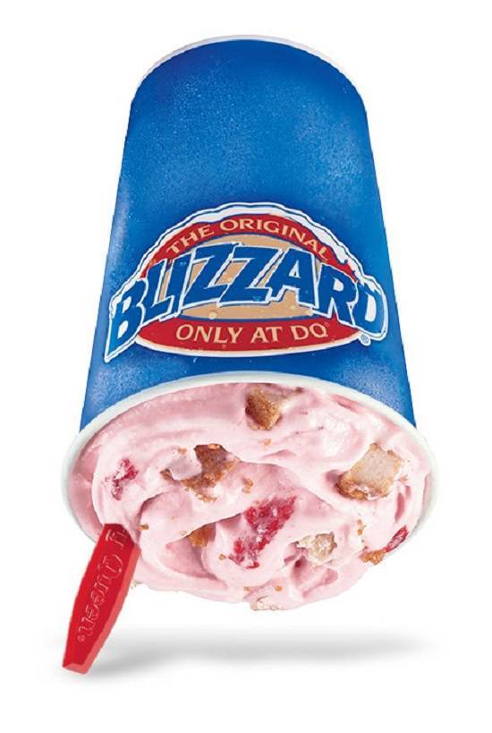 Strawberry Cheesecake Blizzard® Treat