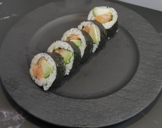 Saumon Épicé (5) / Spicy Salmon (5)