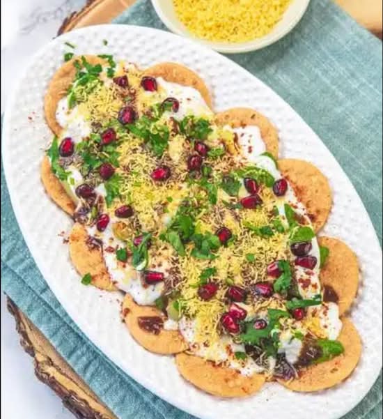 Sev poori