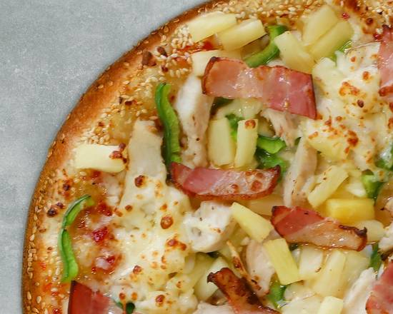 Large Tropical Chicken Pizza