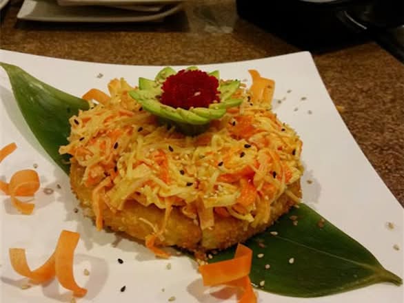 13. Spicy Crab Meat Pizza