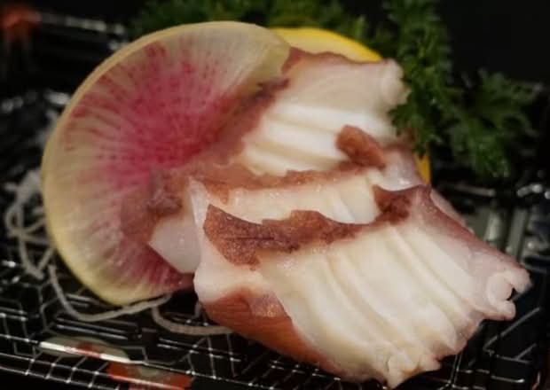 Octopus Sashimi (3pcs)
